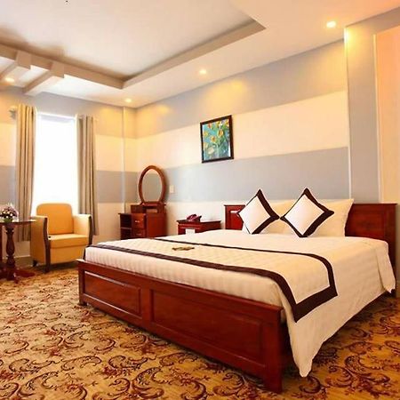 Khach San Long Ty Hotel Ca Mau Luaran gambar
