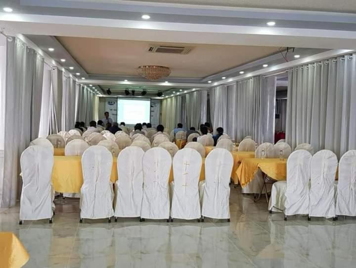 Khach San Long Ty Hotel Ca Mau Luaran gambar