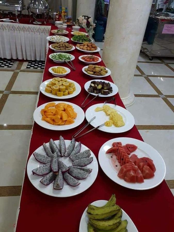 Khach San Long Ty Hotel Ca Mau Luaran gambar