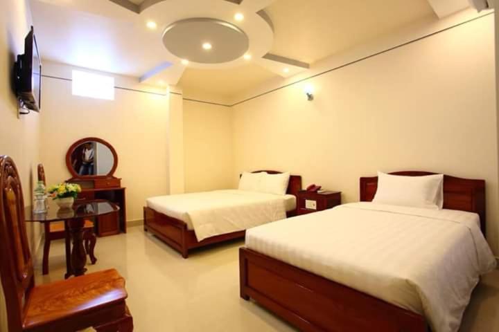 Khach San Long Ty Hotel Ca Mau Luaran gambar